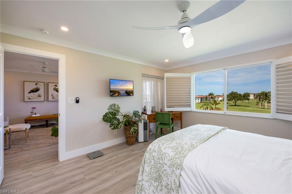 29 High Point Circle East, Unit 403 Naples, FL 34103 - Photo 17 of 50