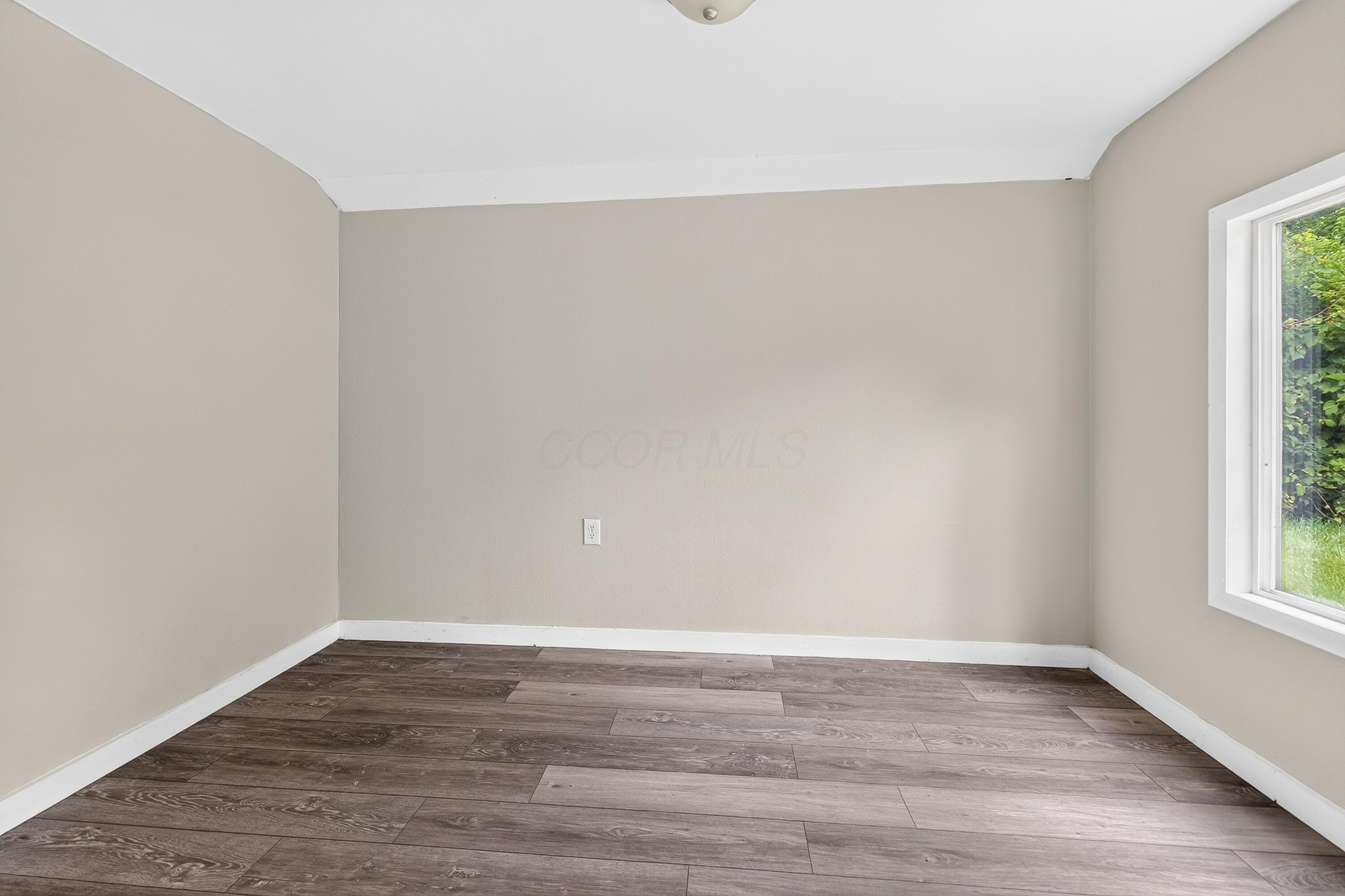 1678 Dewberry Road Columbus, OH 43207 - Photo 19 of 39 1678 Dewberry (Interior)-11
