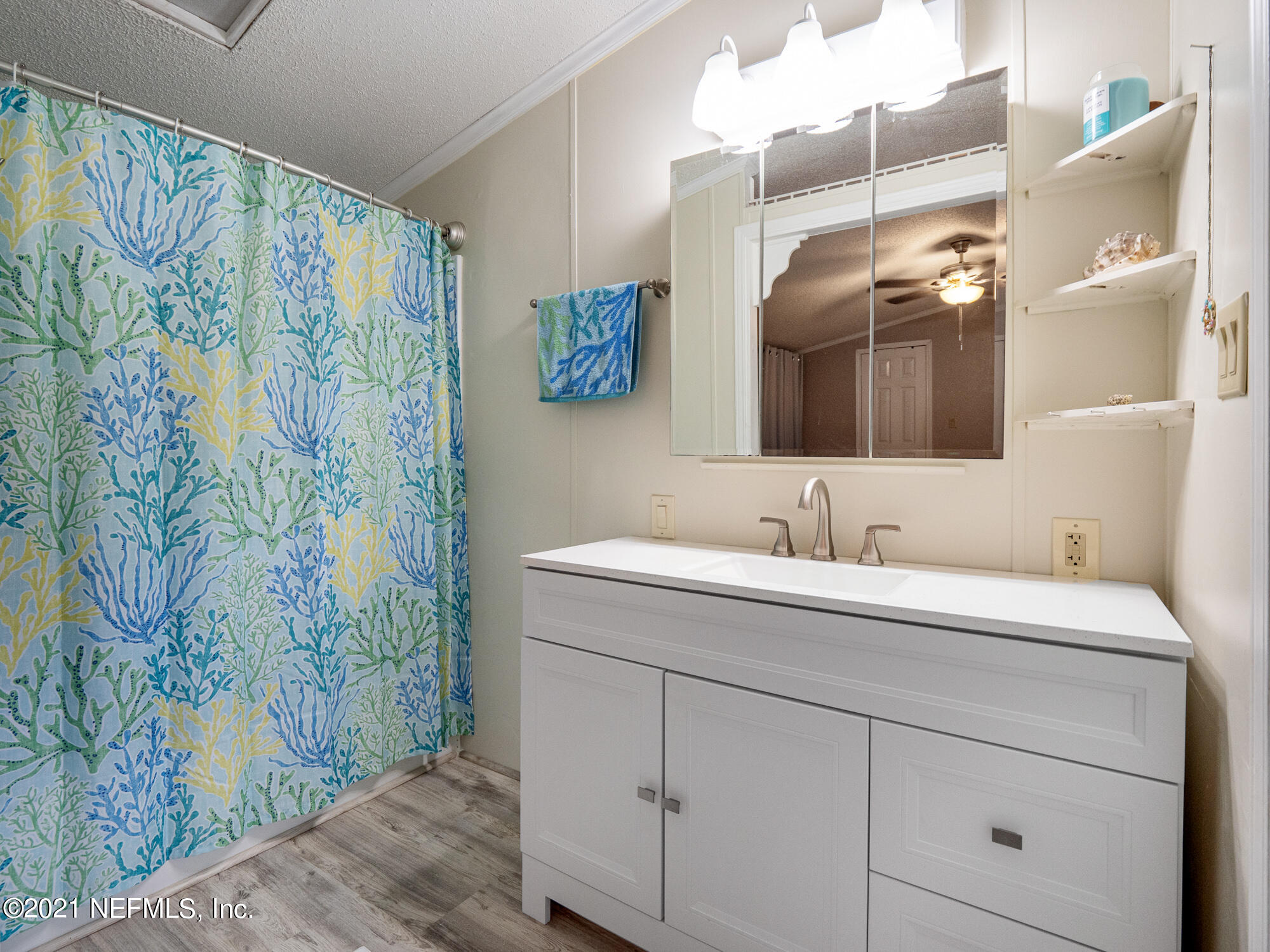 13336 Grover Road Jacksonville, FL 32226 - Photo 21 of 49 22 Owners Bathroom