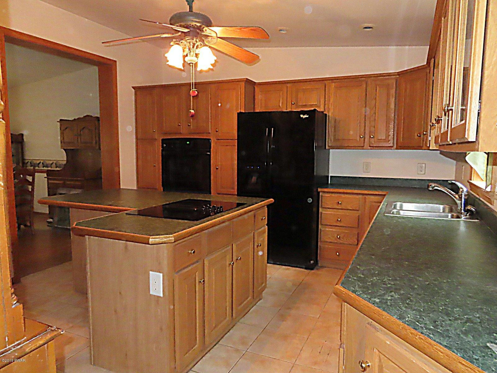 107 Entrance Road Tafton, PA 18464 - Photo 13 of 43 IMG_6540
