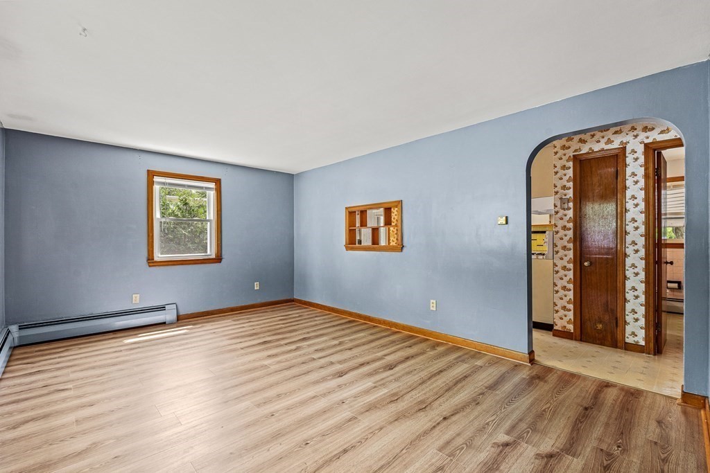 44 Homestead Road Lowell, MA 01850 - Photo 11 of 40 Gallery Image 11