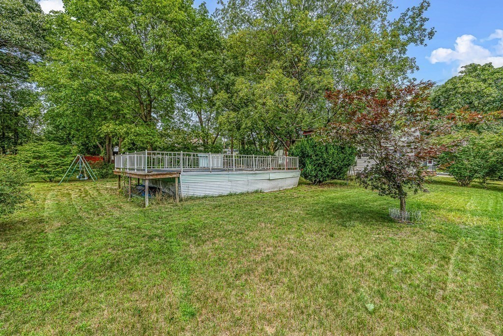 44 Homestead Road Lowell, MA 01850 - Photo 36 of 40 Gallery Image 36