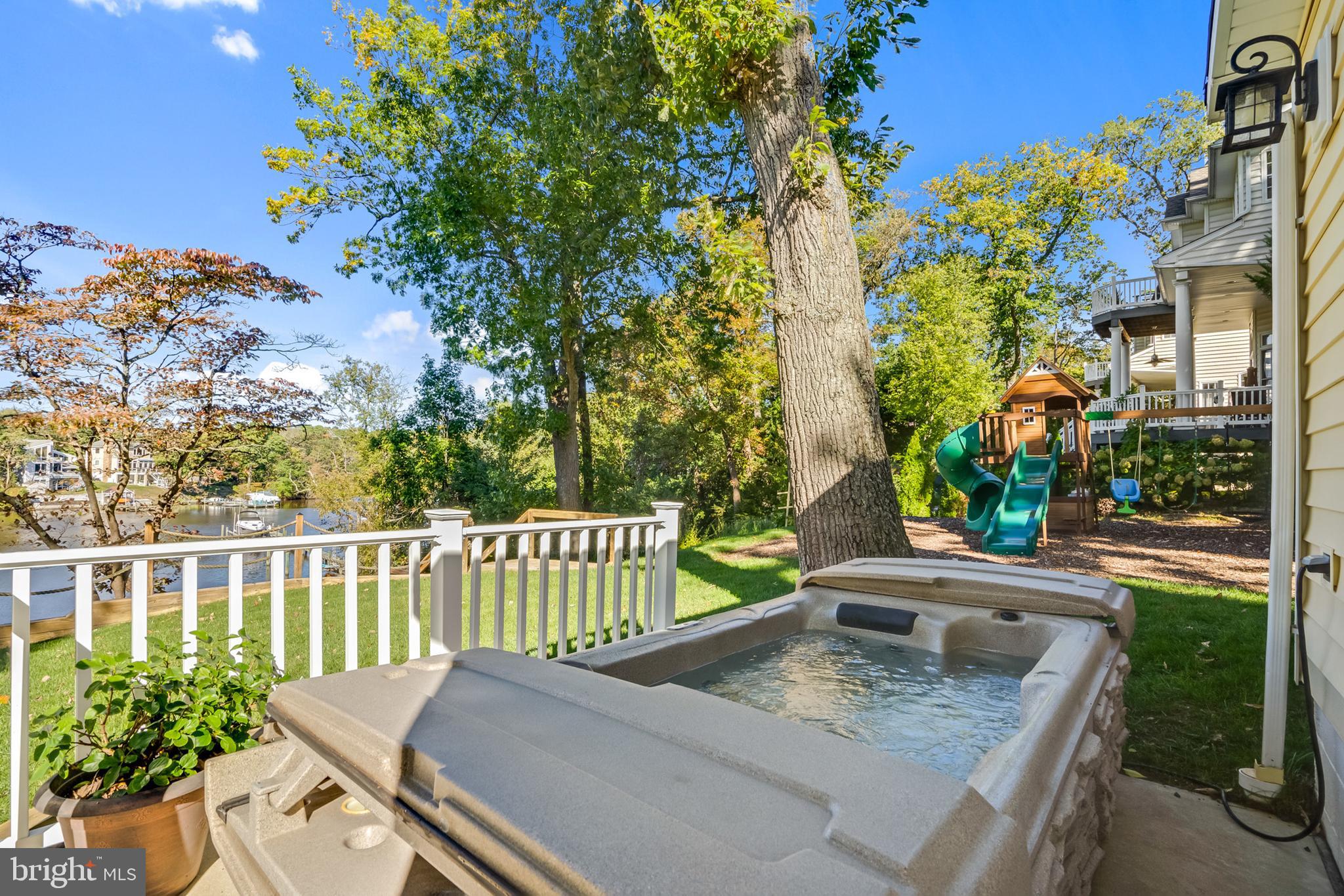 7730 West Shore Road Pasadena, MD 21122 - Photo 41 of 52 Hot Tub Conveys
