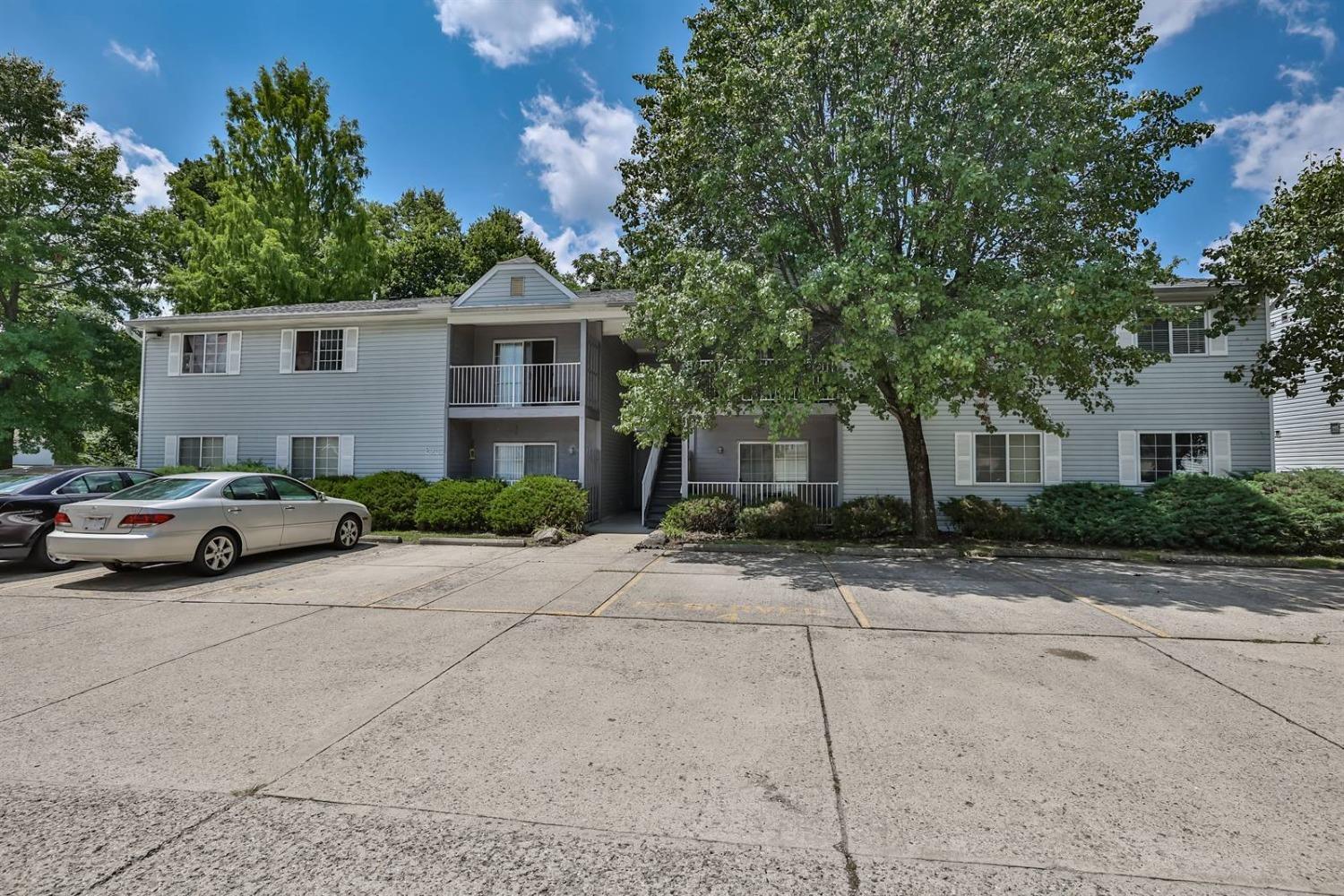 820 Compton Road, Unit 7 Cincinnati, OH 45231 - Photo 1 of 24