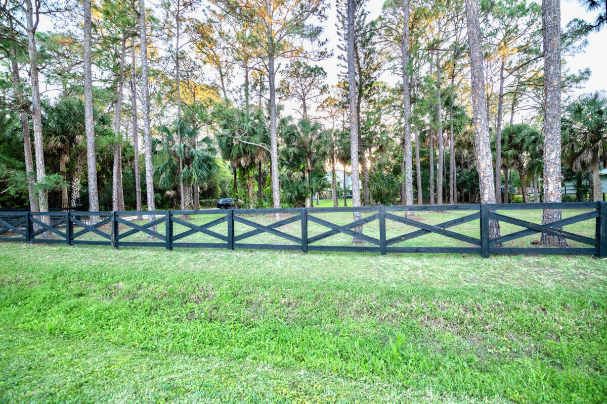 16887 97th Way North Jupiter, FL 33478 - Photo 11 of 50 11