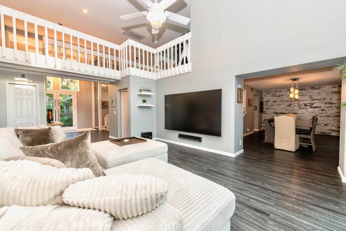 16887 97th Way North Jupiter, FL 33478 - Photo 19 of 50 19