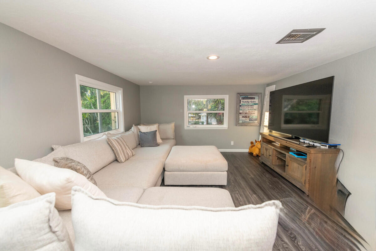16887 97th Way North Jupiter, FL 33478 - Photo 46 of 50 46