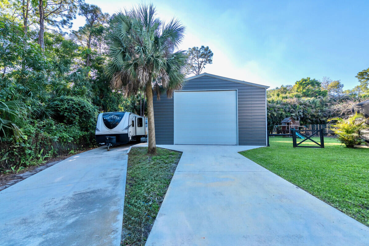 16887 97th Way North Jupiter, FL 33478 - Photo 8 of 50 8
