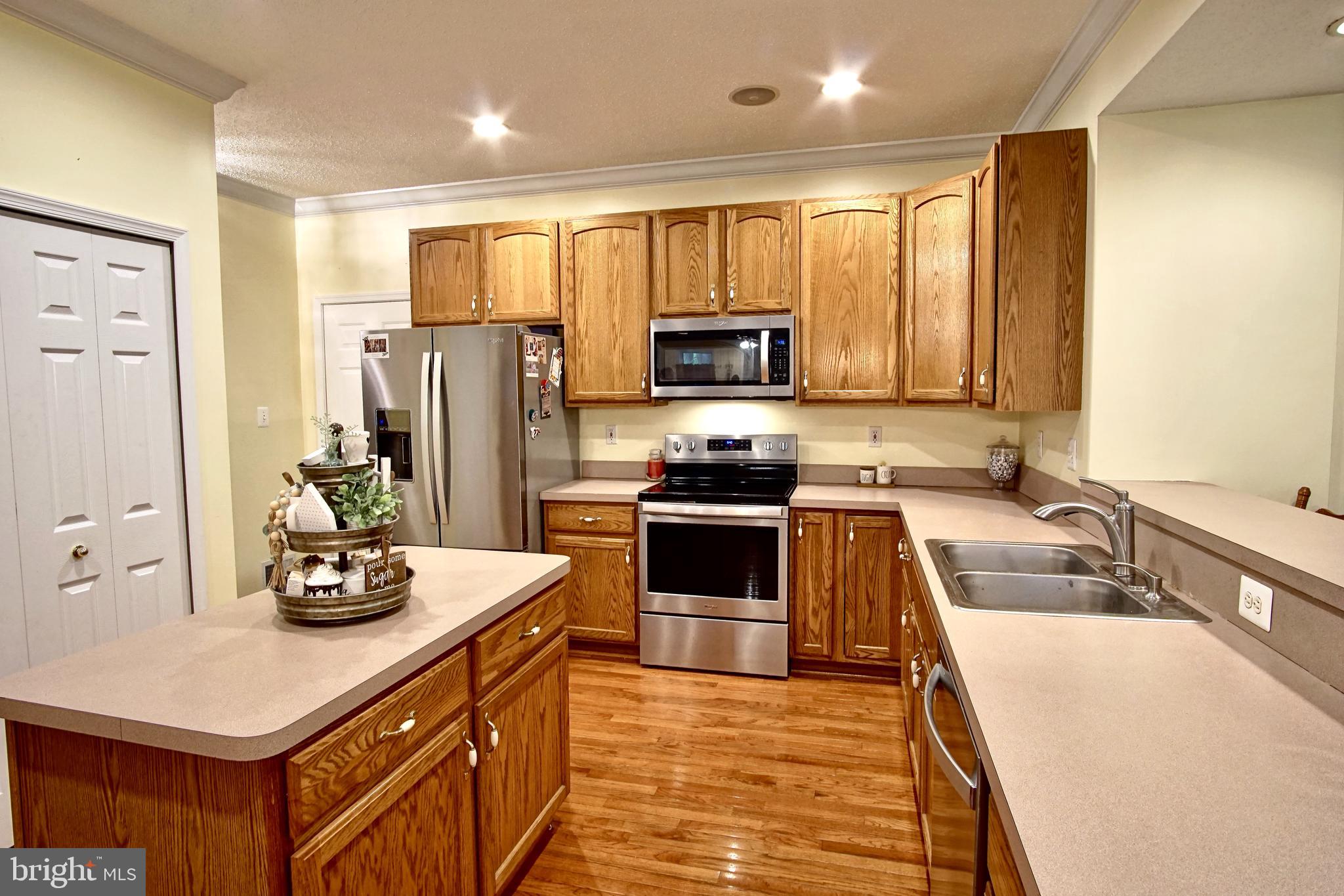 14550 Ivy Dale Court Swan Point, MD 20645 - Photo 14 of 48 All new appliances