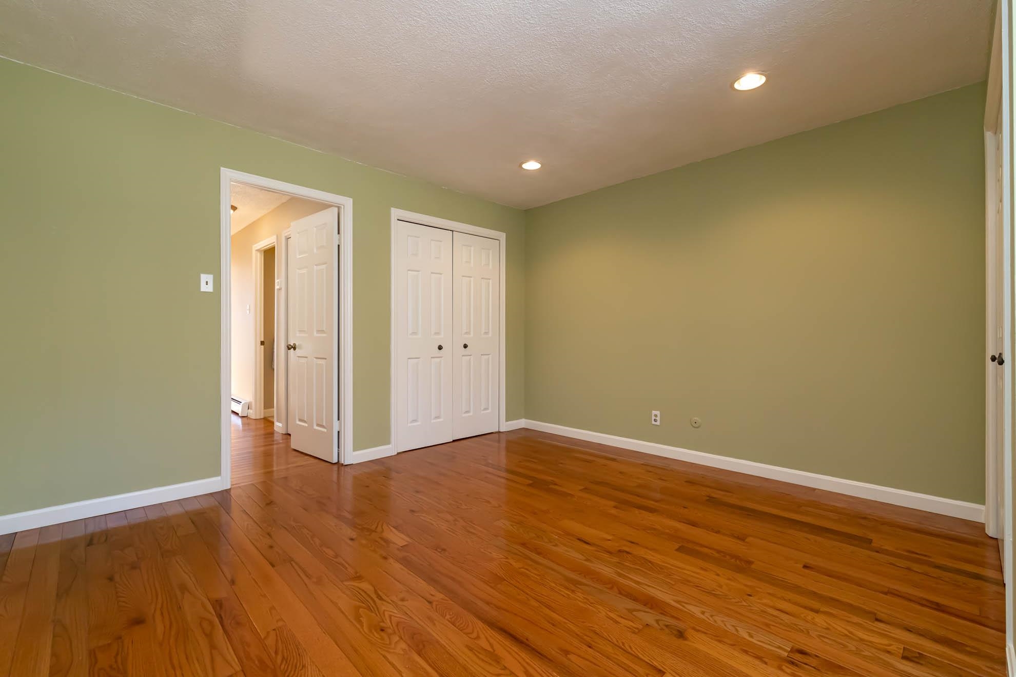 32 Shelburne Road, Unit 32 Merrimack, NH 03054 - Photo 18 of 31