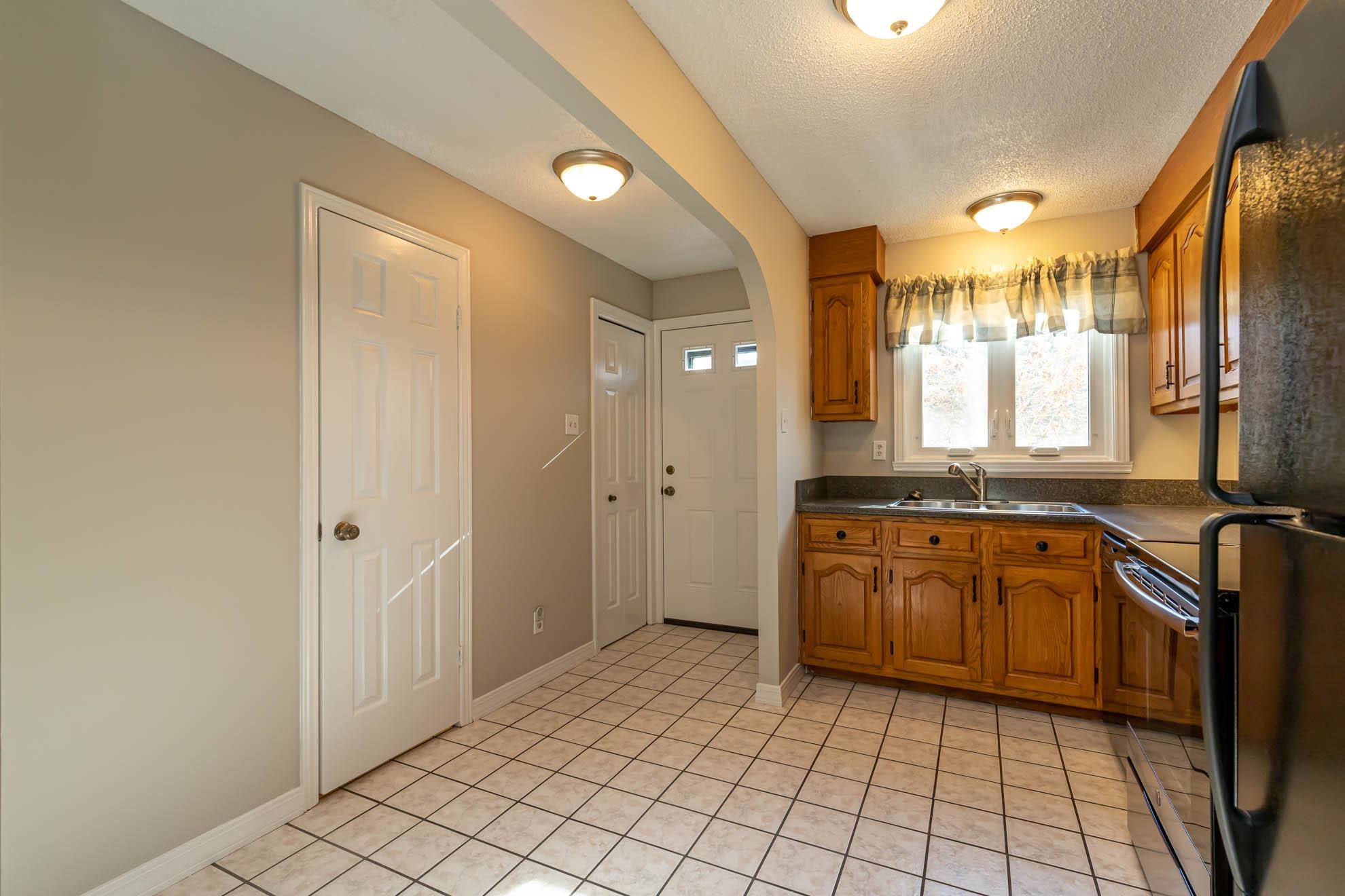 32 Shelburne Road, Unit 32 Merrimack, NH 03054 - Photo 10 of 31
