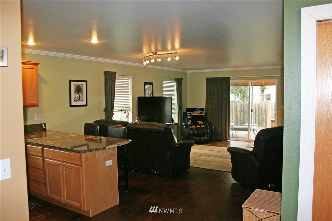 1155 Rene Court Blaine, WA 98230 - Photo 3 of 19 Gallery Image 3