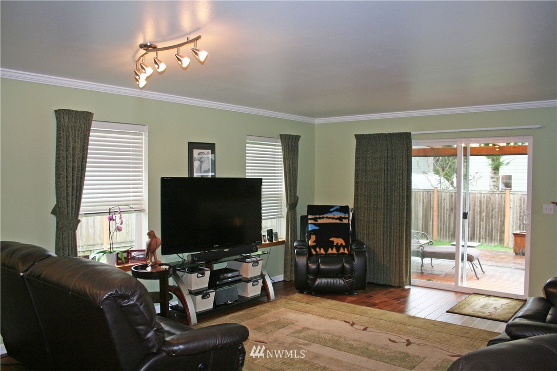 1155 Rene Court Blaine, WA 98230 - Photo 4 of 19 Gallery Image 4
