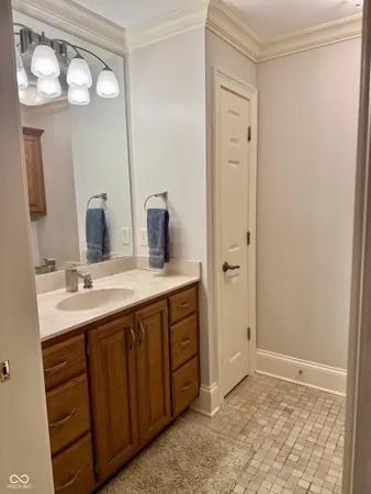 $850,000 | 7501 Chapel Hill Road, Borden, IN 47106