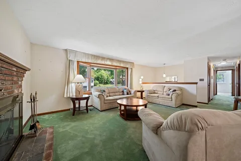$709,900 | 6 Sandy Ridge Circle, Sharon, MA 02067