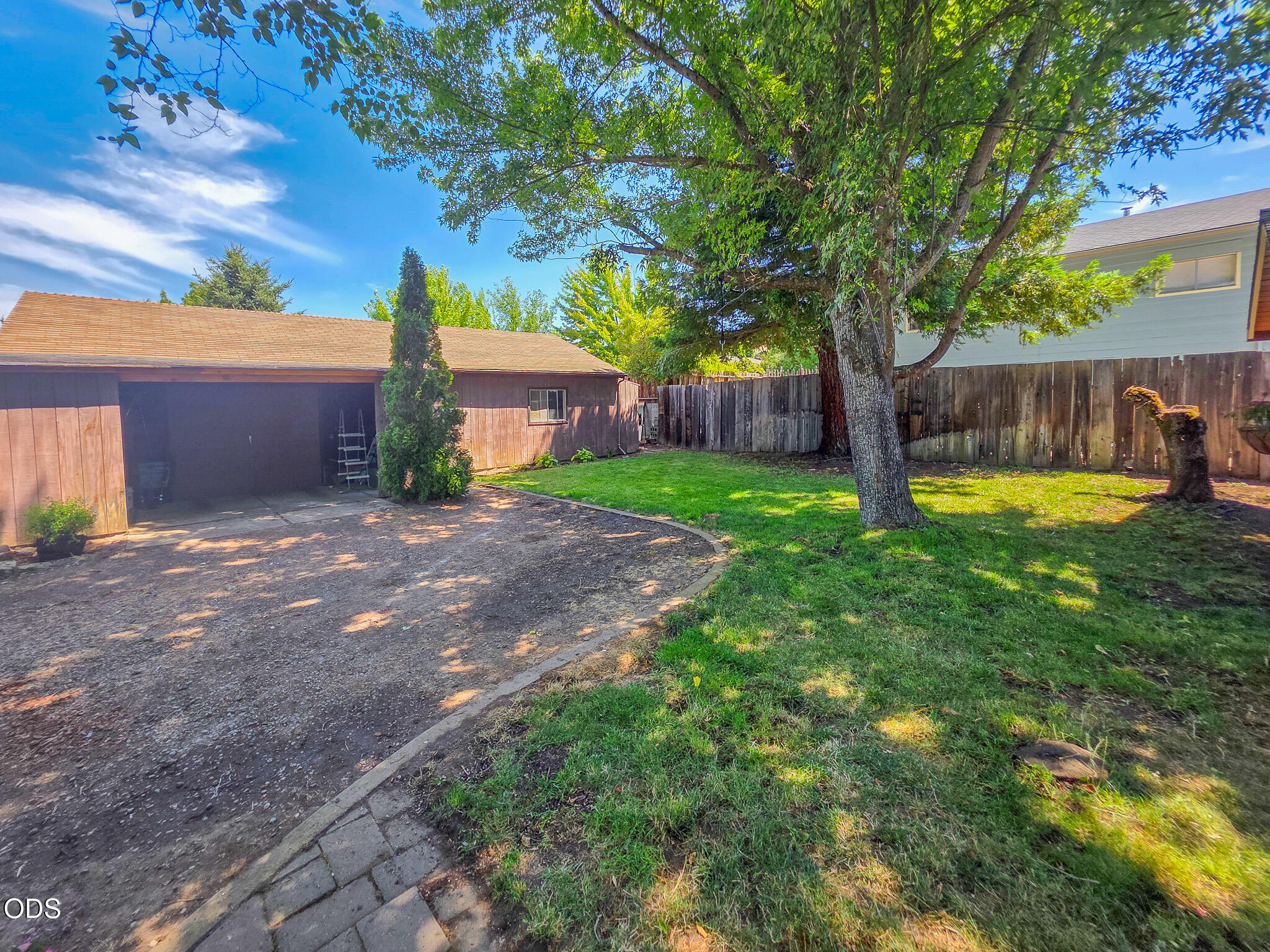 3015 Lone Pine Road Medford, OR 97504 - Photo 27 of 34