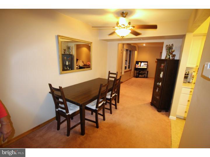 69 Farmhouse Road Sicklerville, NJ 08081 - Photo 11 of 24 Dining Room