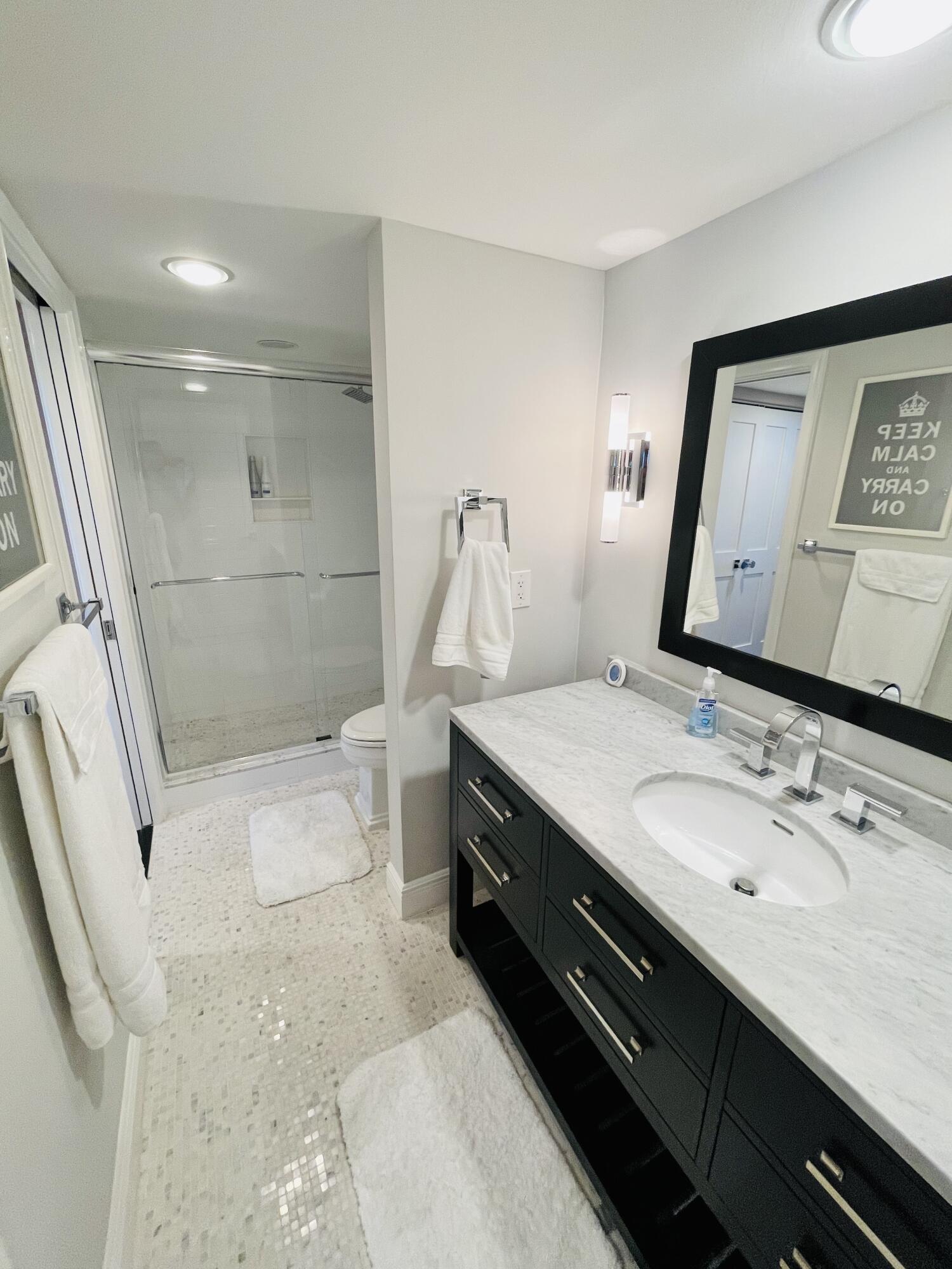 3311 Bridgewood Drive Boca Raton, FL 33434 - Photo 18 of 70 Entry Level Bathroom