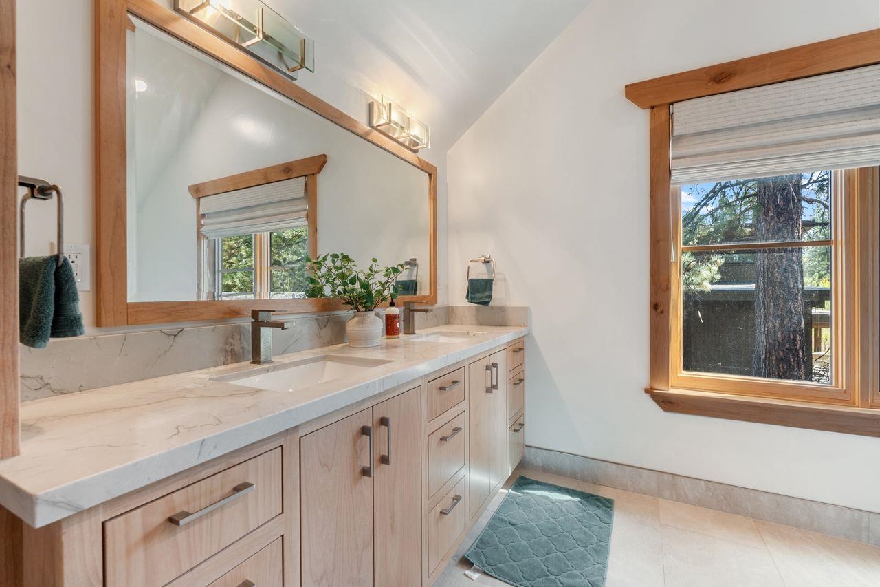 11582 Henness Road Truckee, CA 96161 - Photo 20 of 28 Gallery Image 20