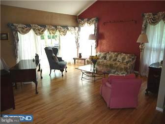 783 Panorama Road Villanova, PA 19085 - Photo 3 of 12 Living Room