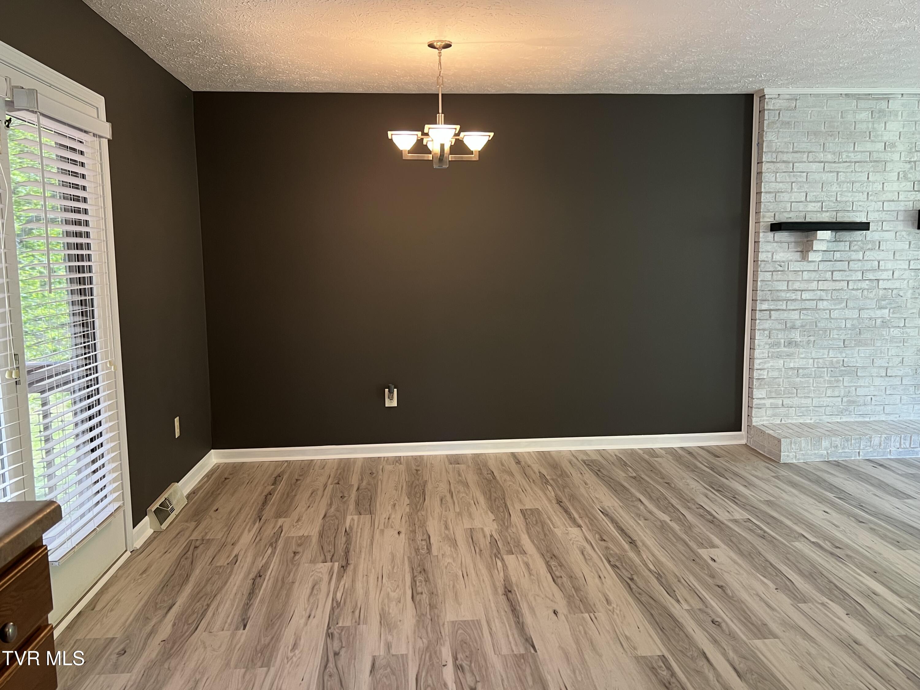 737 Foothills Road Kingsport, TN 37663 - Photo 27 of 80 IMG_5483