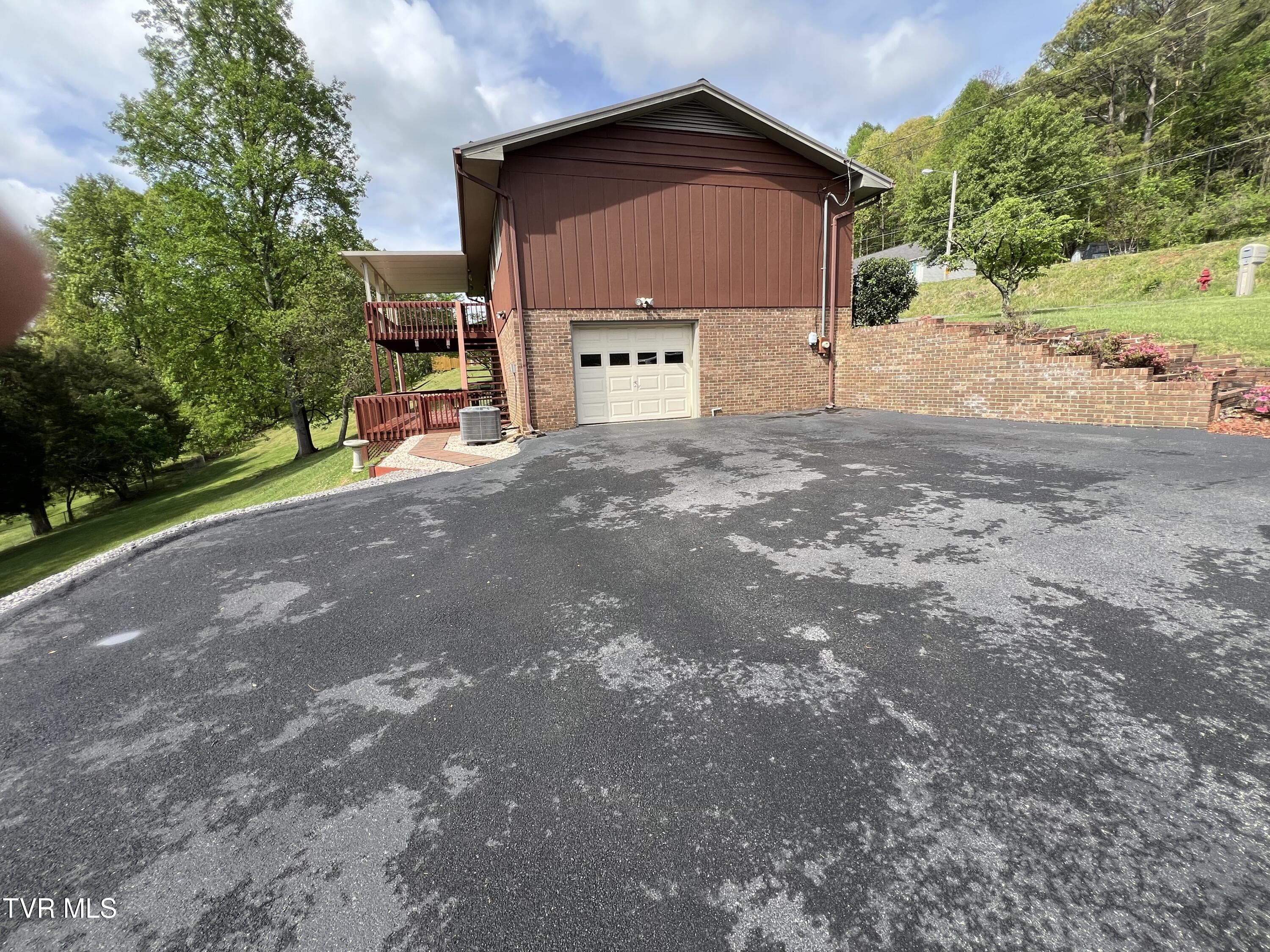 737 Foothills Road Kingsport, TN 37663 - Photo 79 of 80 IMG_5440
