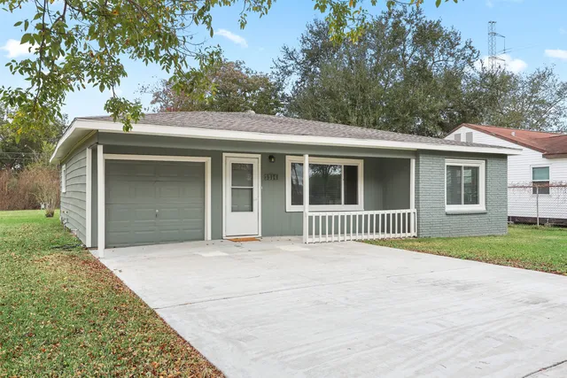 $1,750 | 3314 1st Avenue South, Texas City, TX 77590
