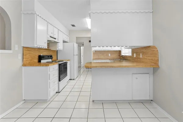 $2,200 | 1024 Edgewood Trail, Benbrook, TX 76126