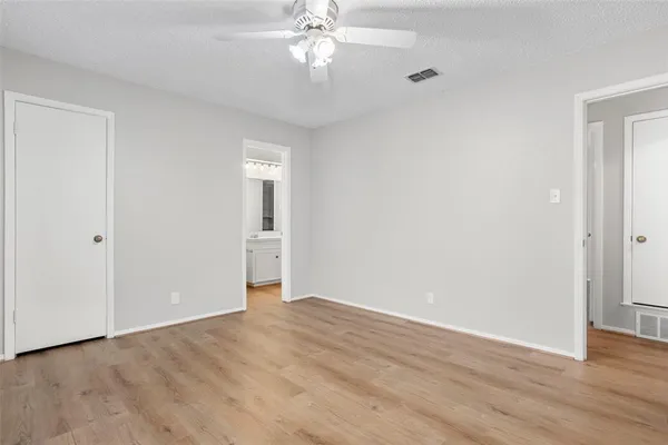 $2,200 | 1024 Edgewood Trail, Benbrook, TX 76126