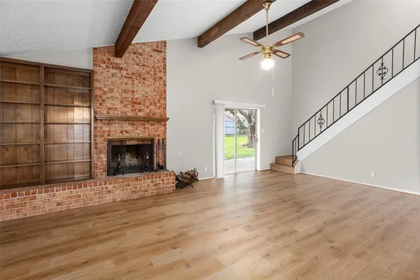 $2,200 | 1024 Edgewood Trail, Benbrook, TX 76126