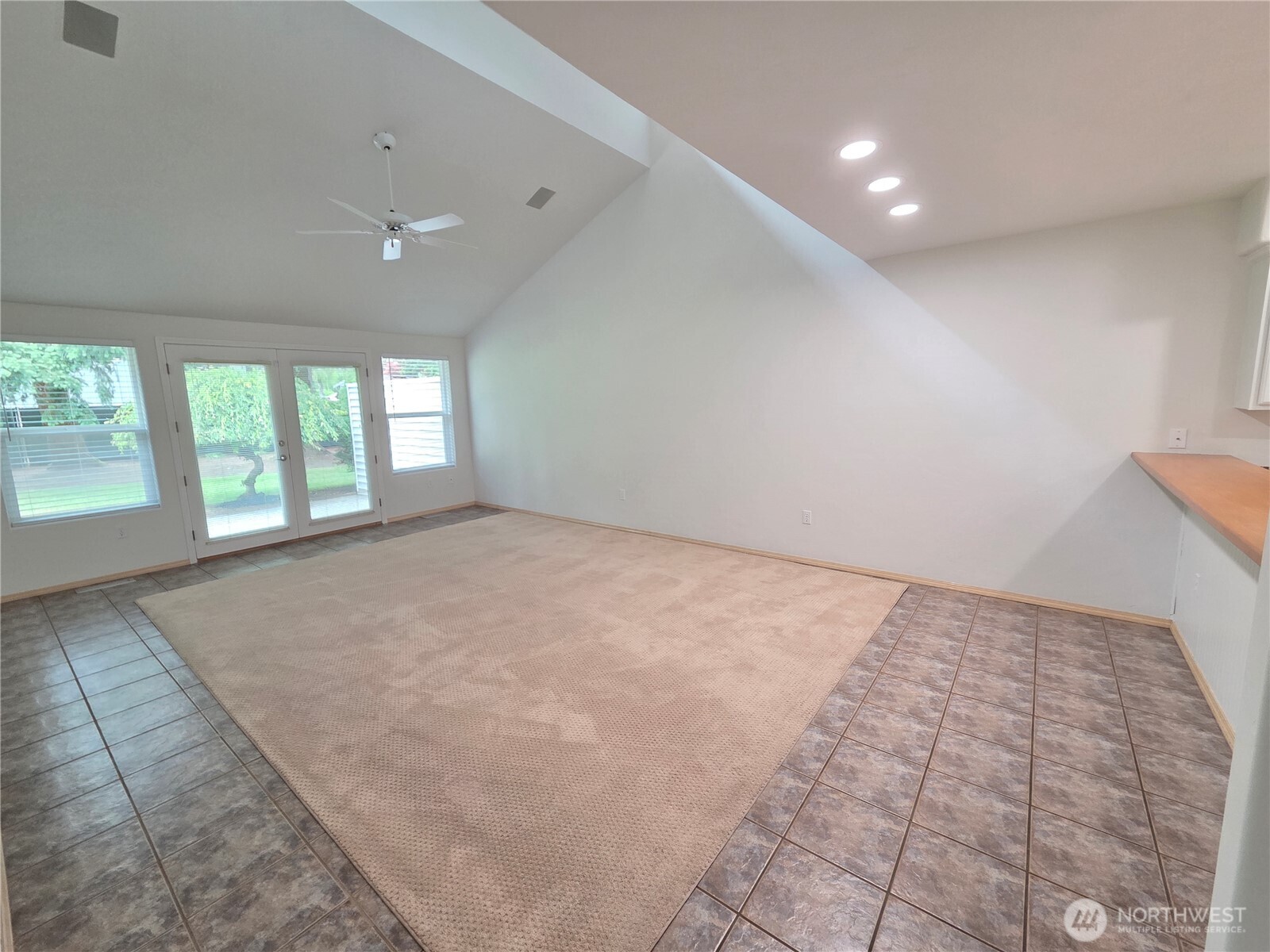 6604 Riviera Court Southeast Lacey, WA 98513 - Photo 6 of 22