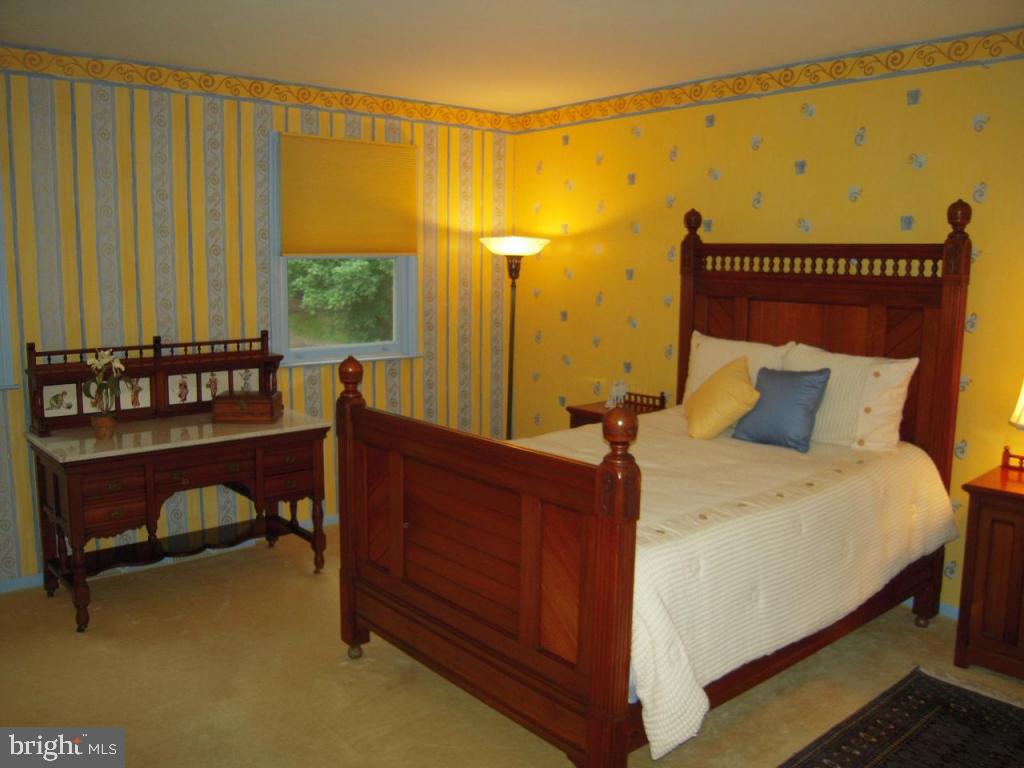 2605 Spring Valley Road Lancaster, PA 17601 - Photo 8 of 24 Gallery Image 8