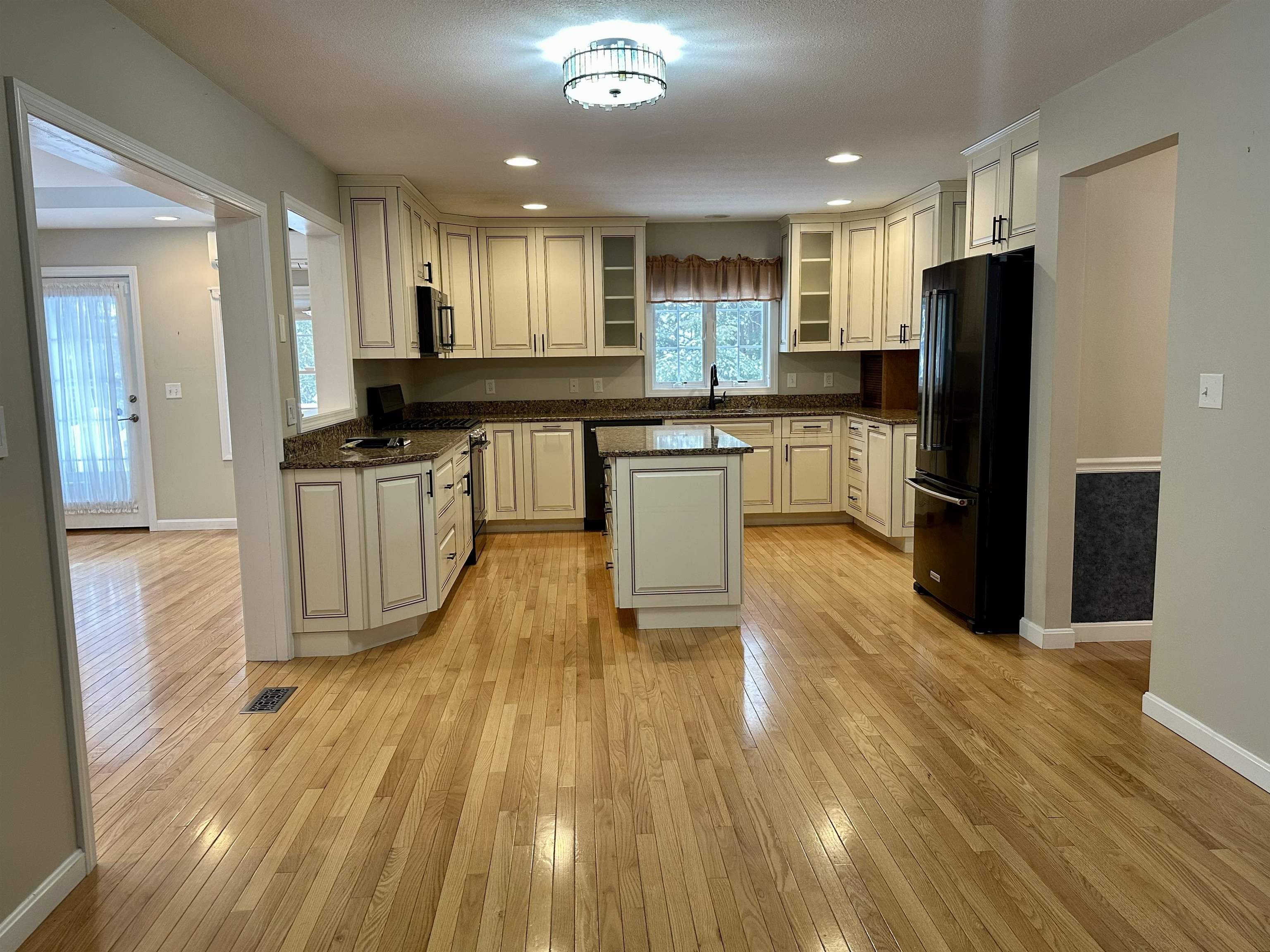 17 Mountain View Drive Keene, NH 03431 - Photo 5 of 23