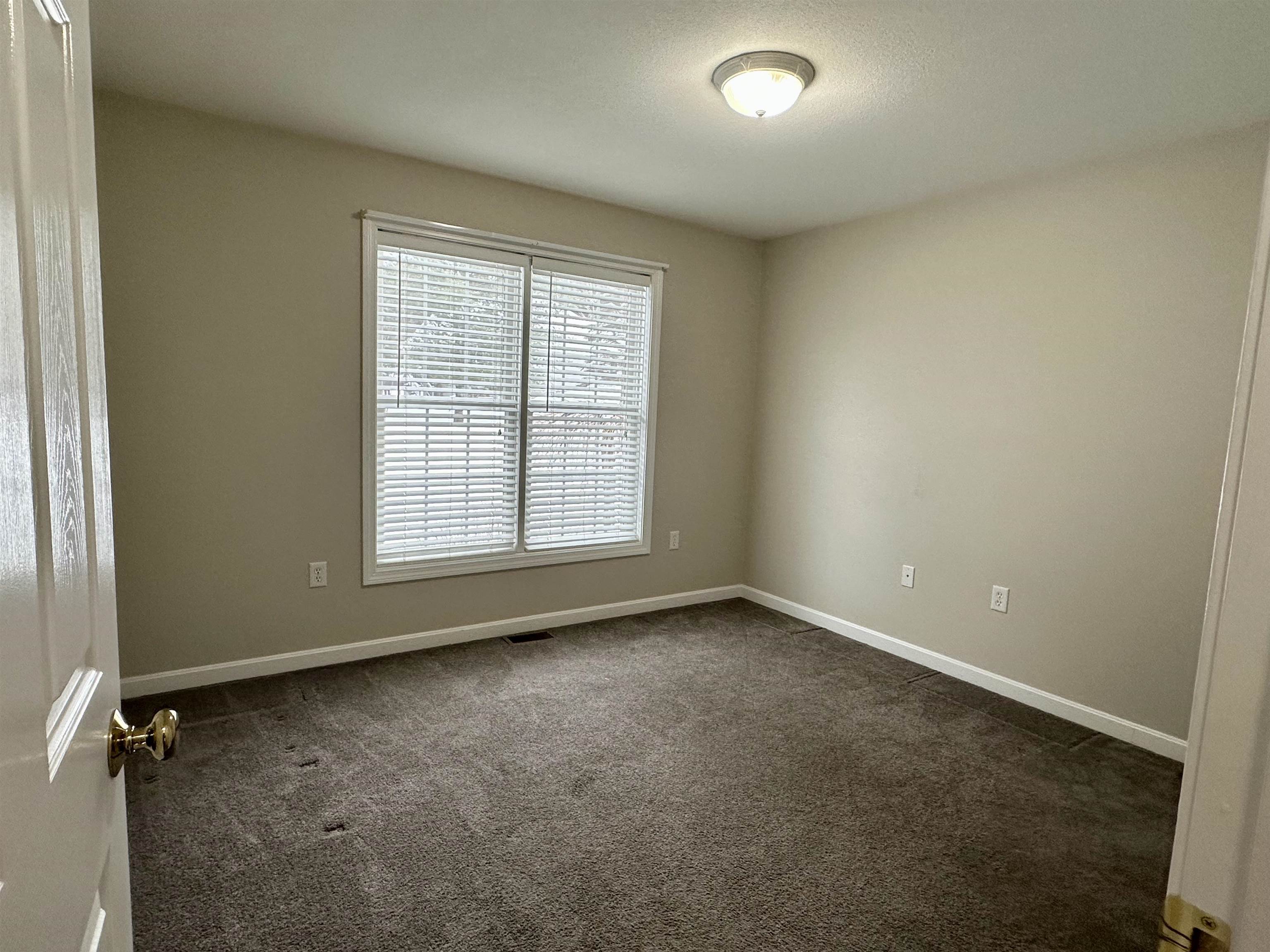 17 Mountain View Drive Keene, NH 03431 - Photo 10 of 23