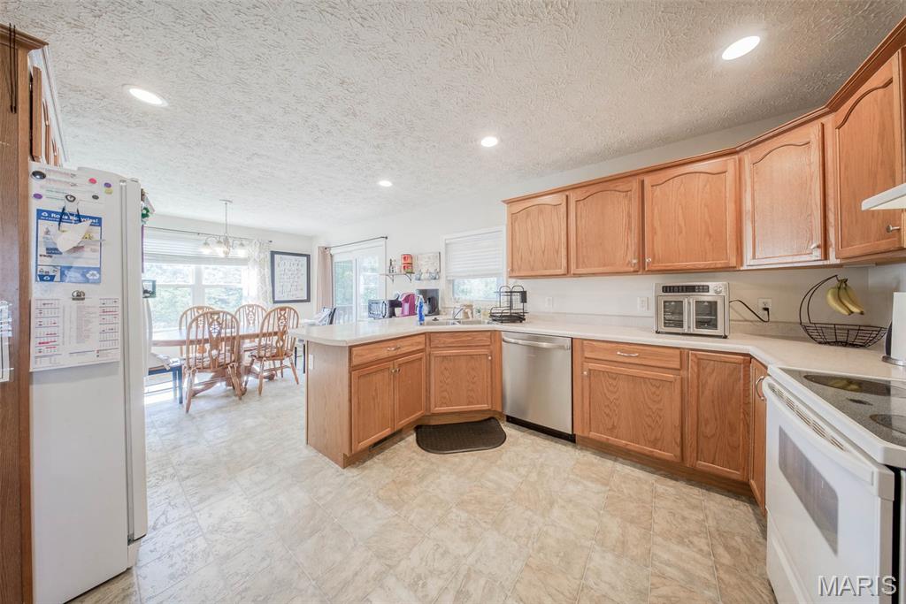 1206 Casey Lane Rolla, MO 65401 - Photo 12 of 52