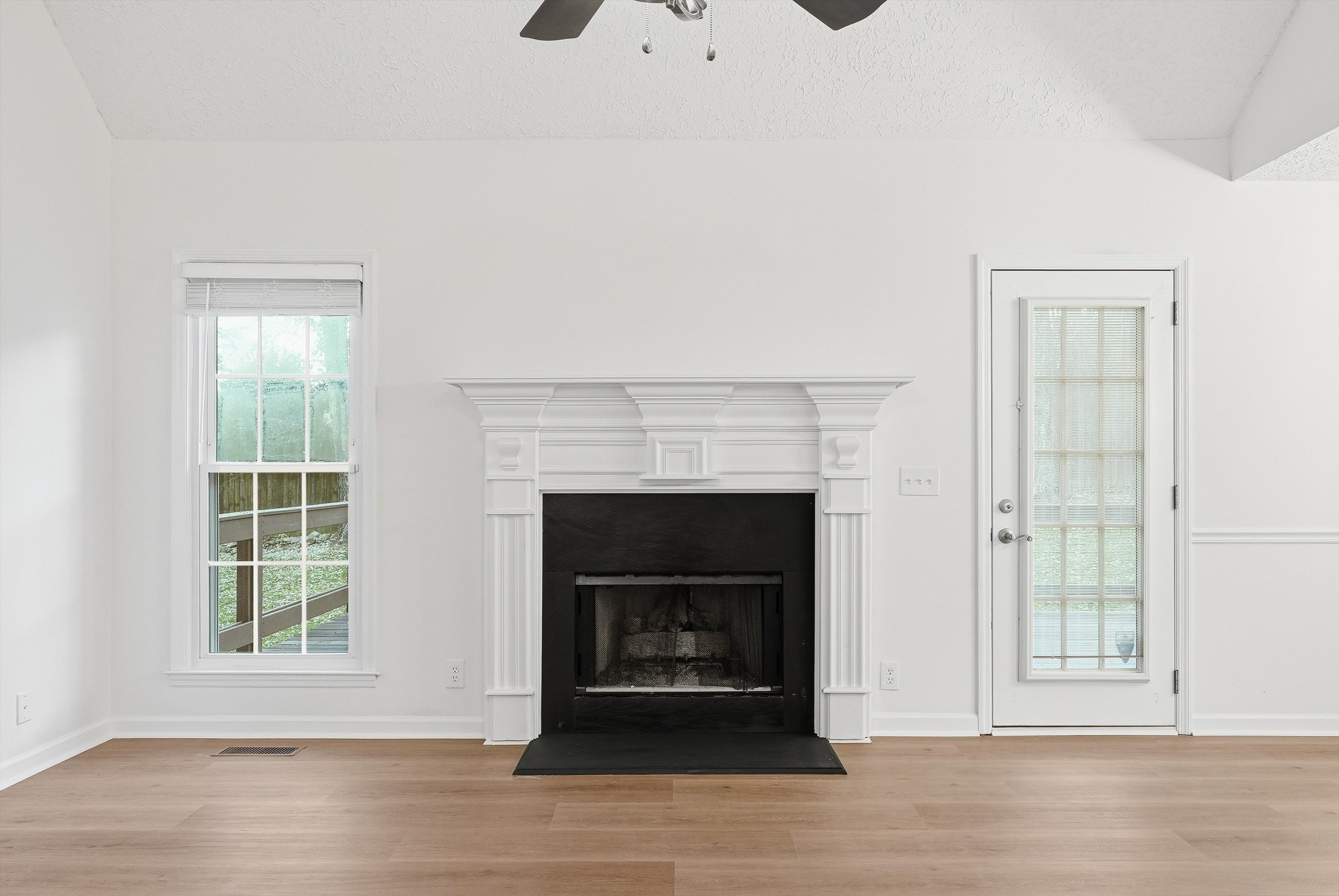 2121 Ransom Place Nashville, TN 37217 - Photo 5 of 22 Gallery Image 5