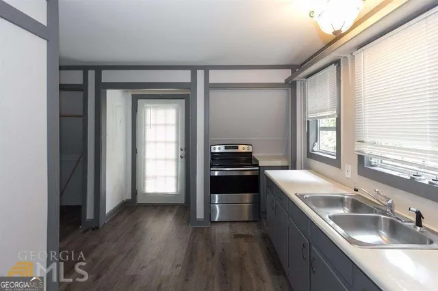 $1,300 | 4984 Donald Drive, Unit B, Loganville, GA 30052