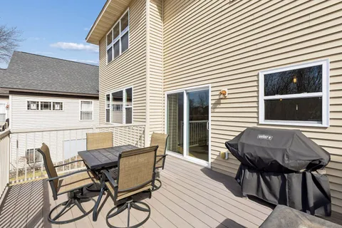 $625,000 | 17765 69th Place North, Maple Grove, MN 55311