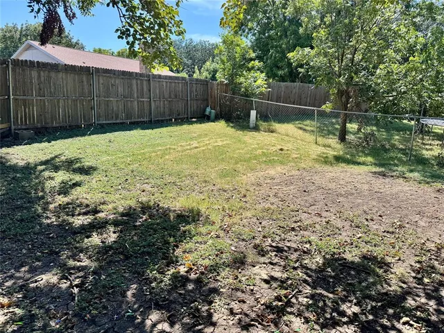 $1,450 | 7554 Boxwood Court, Fort Worth, TX 76133