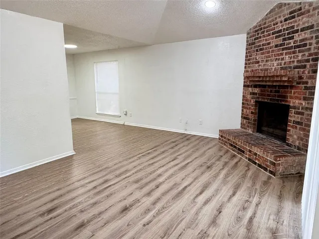 $1,450 | 7554 Boxwood Court, Fort Worth, TX 76133