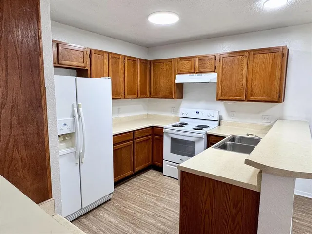 $1,450 | 7554 Boxwood Court, Fort Worth, TX 76133