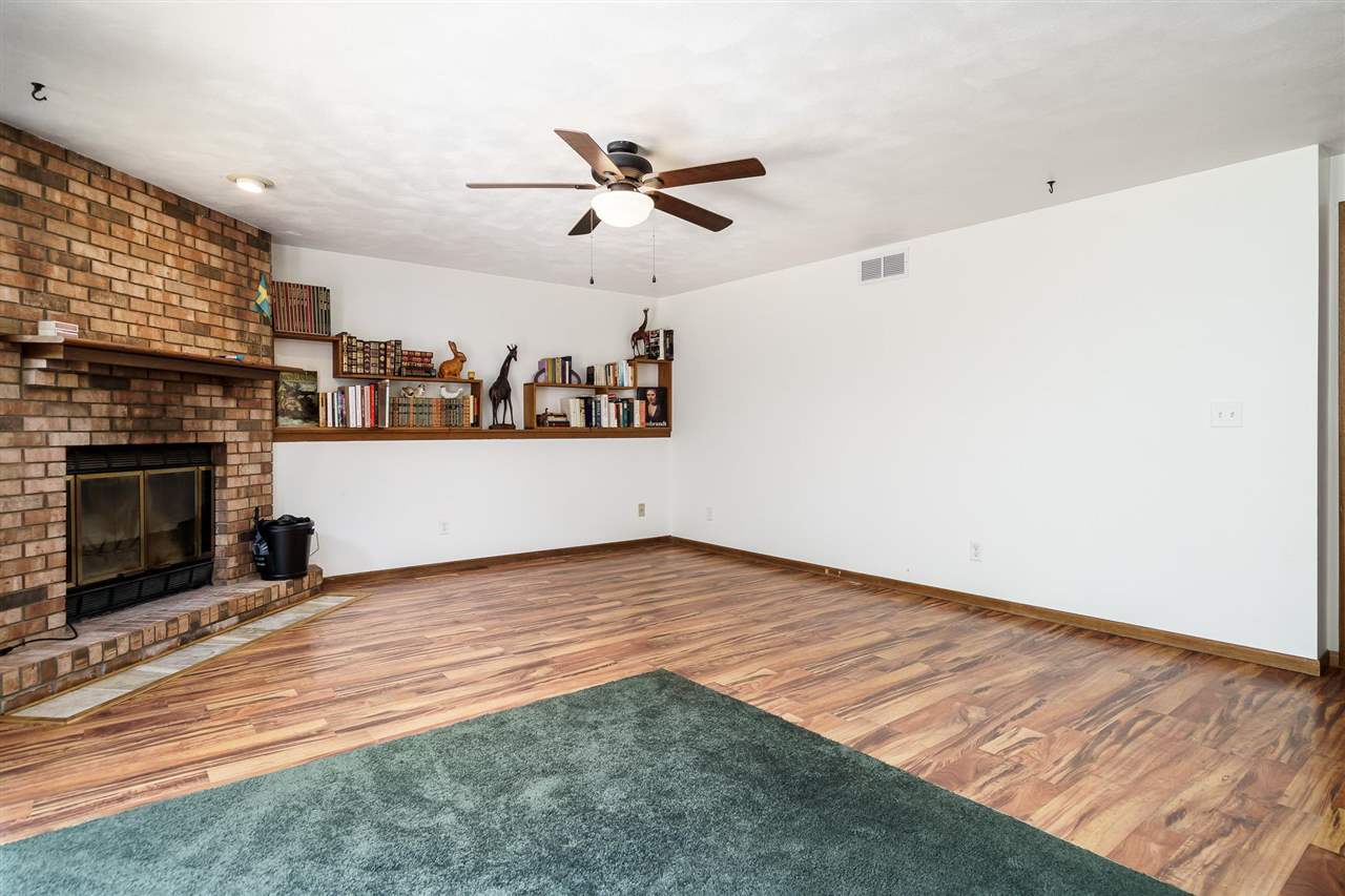 11128 Cedarbrook Road Roscoe, IL 61073 - Photo 9 of 18 Gallery Image 9