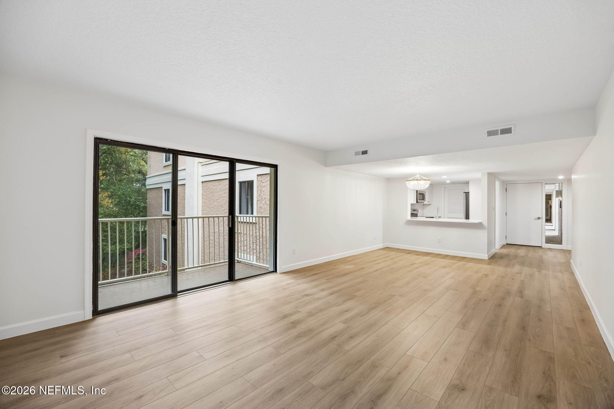 2109 Beachwood Road Fernandina Beach, FL 32034 - Photo 4 of 31 5-web-or-mls-2109 Beachwood Rd (15 of 29