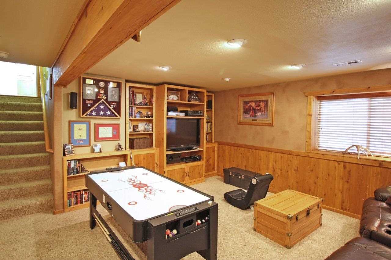 1324 North Simpson Road Liberty Lake, WA 99019 - Photo 9 of 20 Gallery Image 9