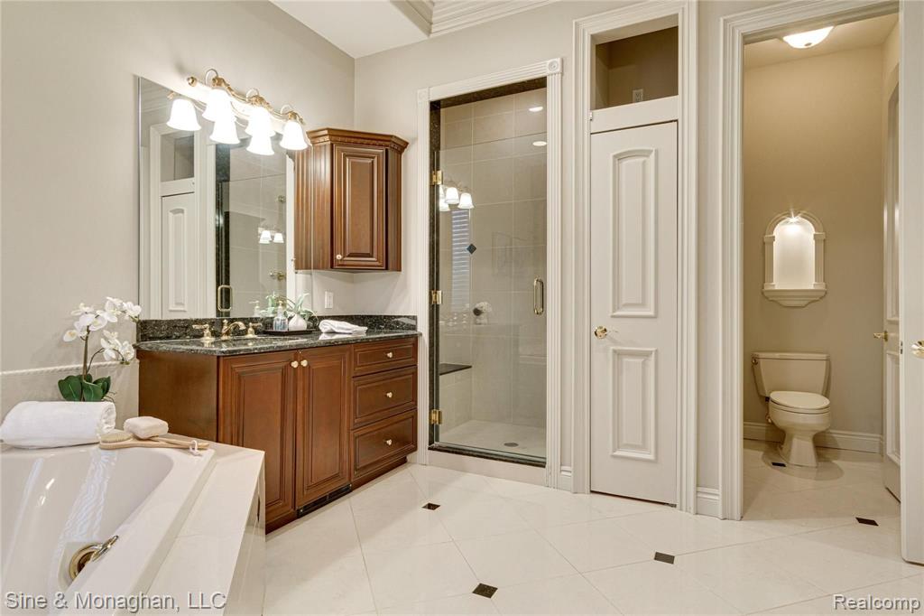 45 Roslyn Road Grosse Pointe Shores, MI 48236 - Photo 41 of 88