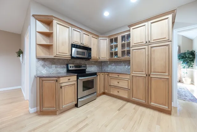 $749,000 | 20 Braeburn Lane, Unit 20, Ashland, MA 01721