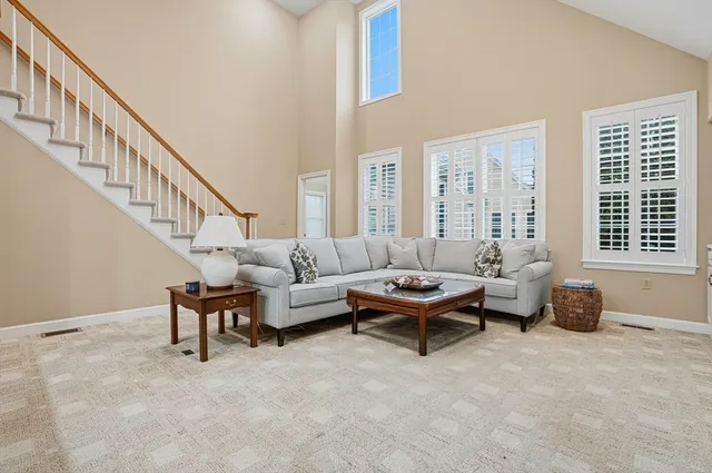 $747,000 | 20 Braeburn Lane, Unit 20, Ashland, MA 01721