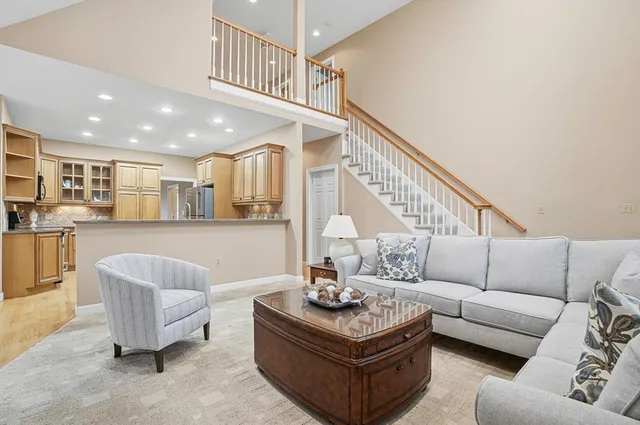 $747,000 | 20 Braeburn Lane, Unit 20, Ashland, MA 01721