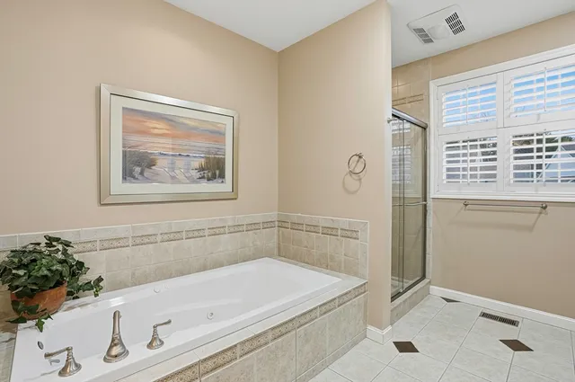 $747,000 | 20 Braeburn Lane, Unit 20, Ashland, MA 01721