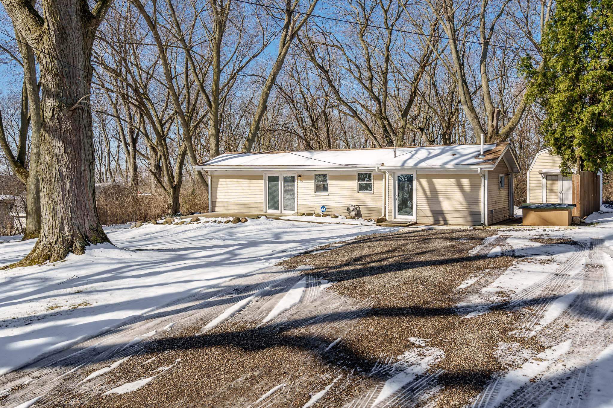 1764 Leonard Road Rockford, IL 61109 - Photo 3 of 28